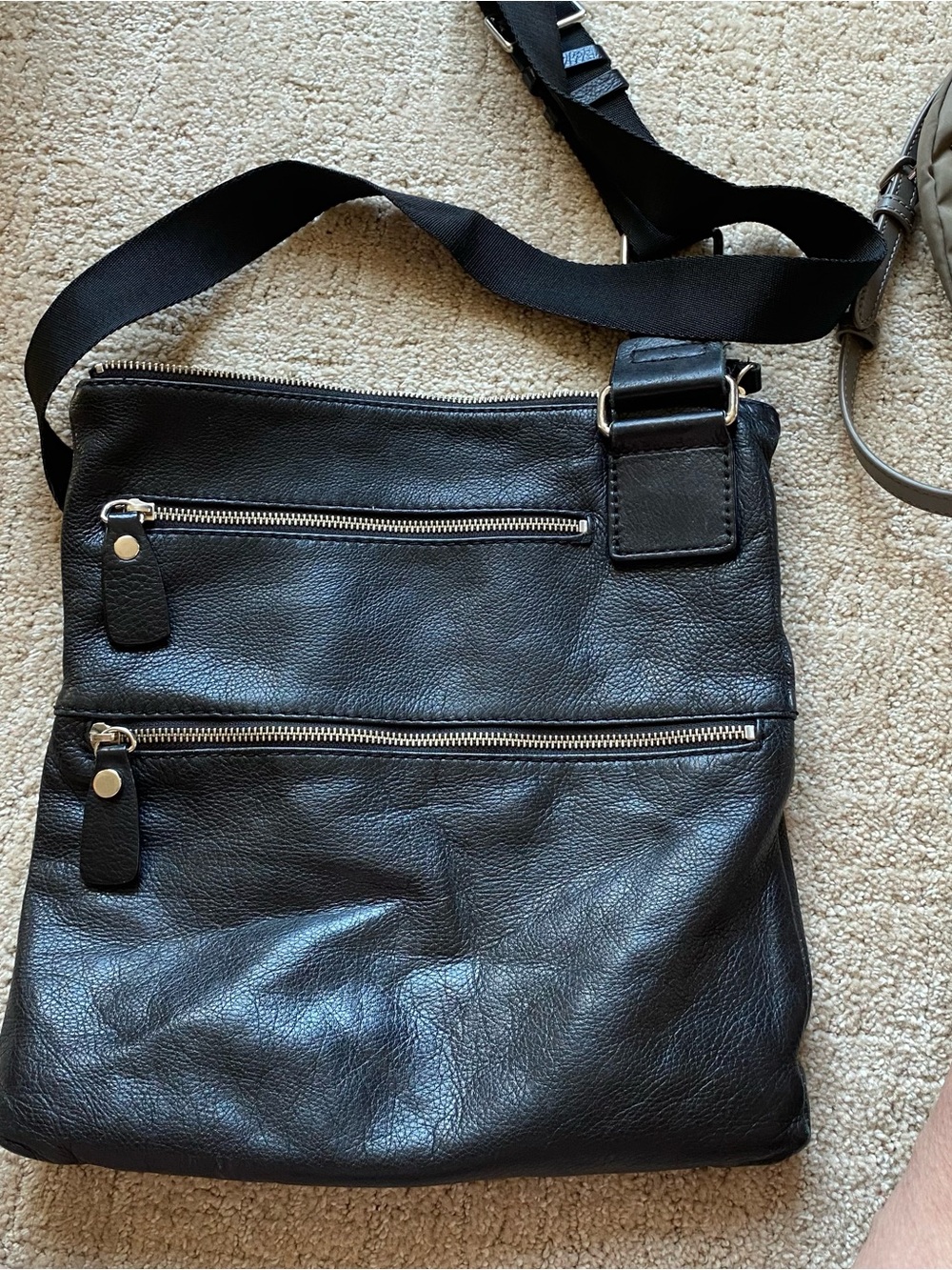 Classic Black Leather Crossbody Bag with Dual Zip Pockets